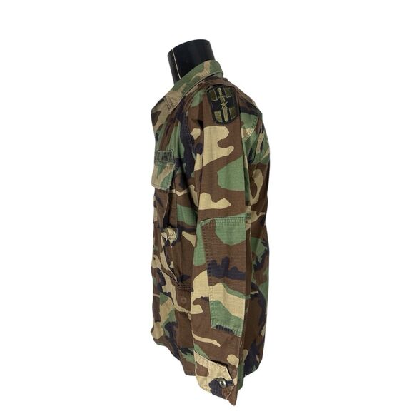 Vintage US Army Hot Weather Woodland Camo Field Coat Jacket 807 Medical Brigade - Picture 7 of 11